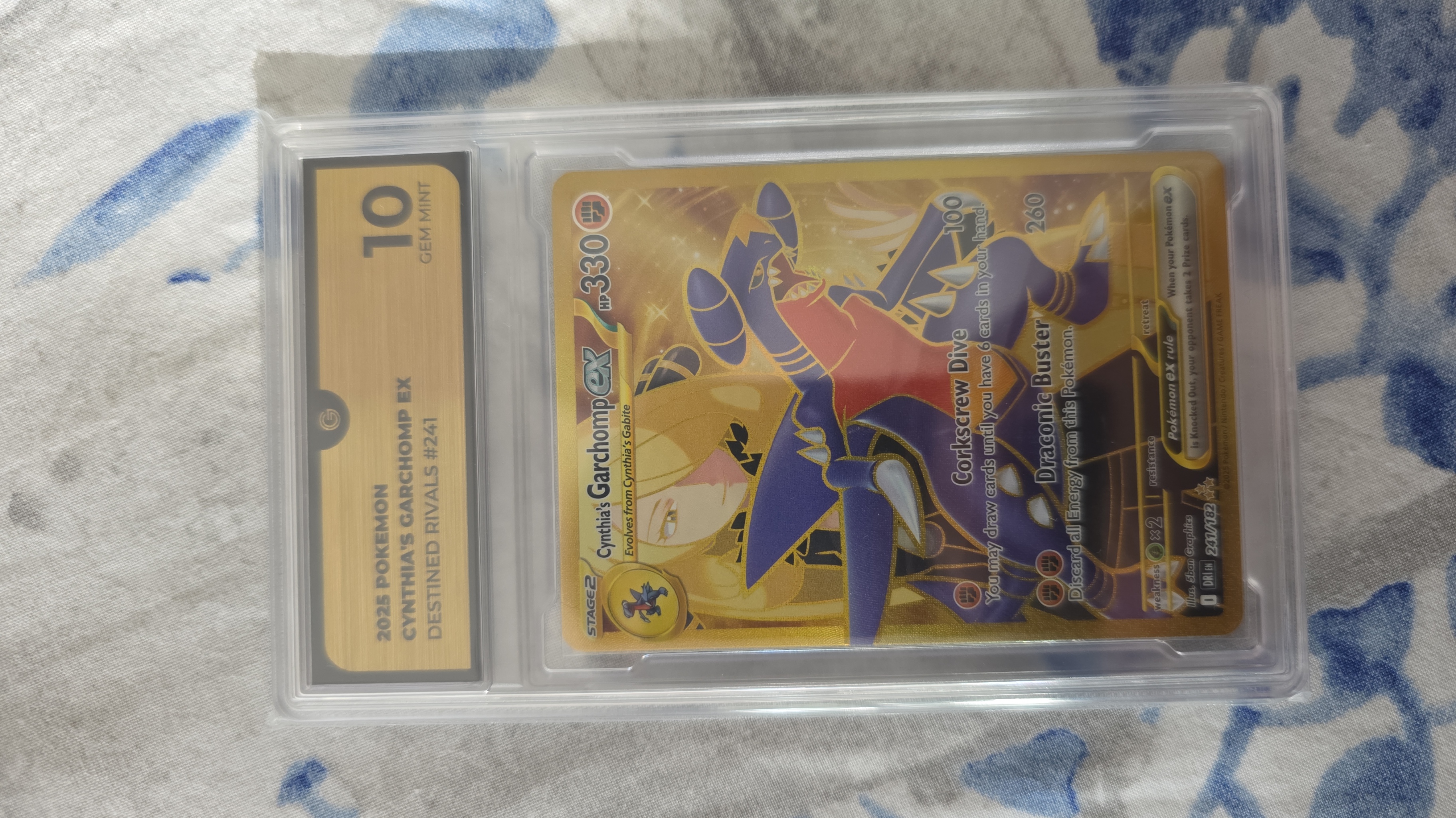 Cynthia's Garchomp ex foto 1