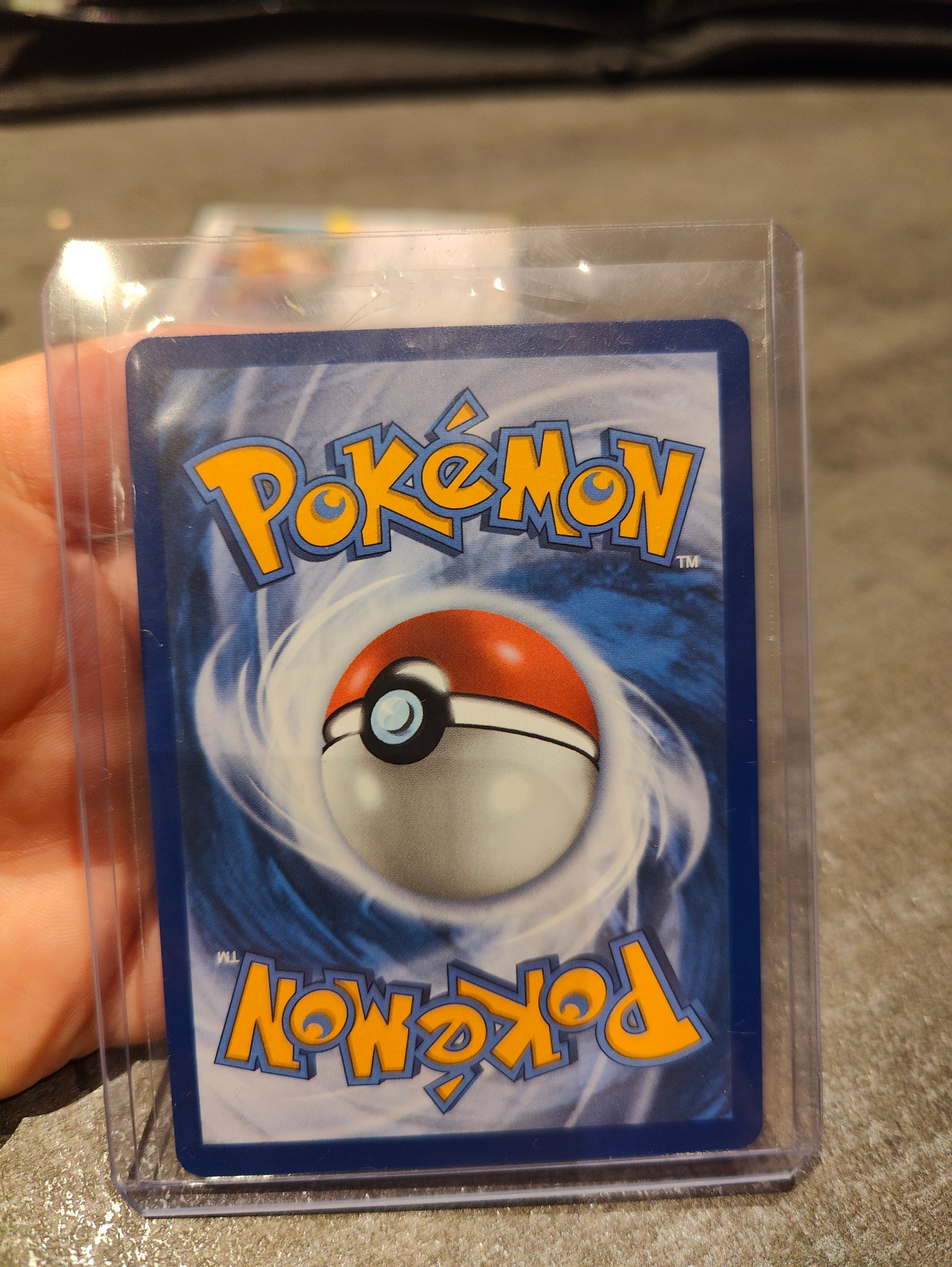 Galarian Meowth foto 2