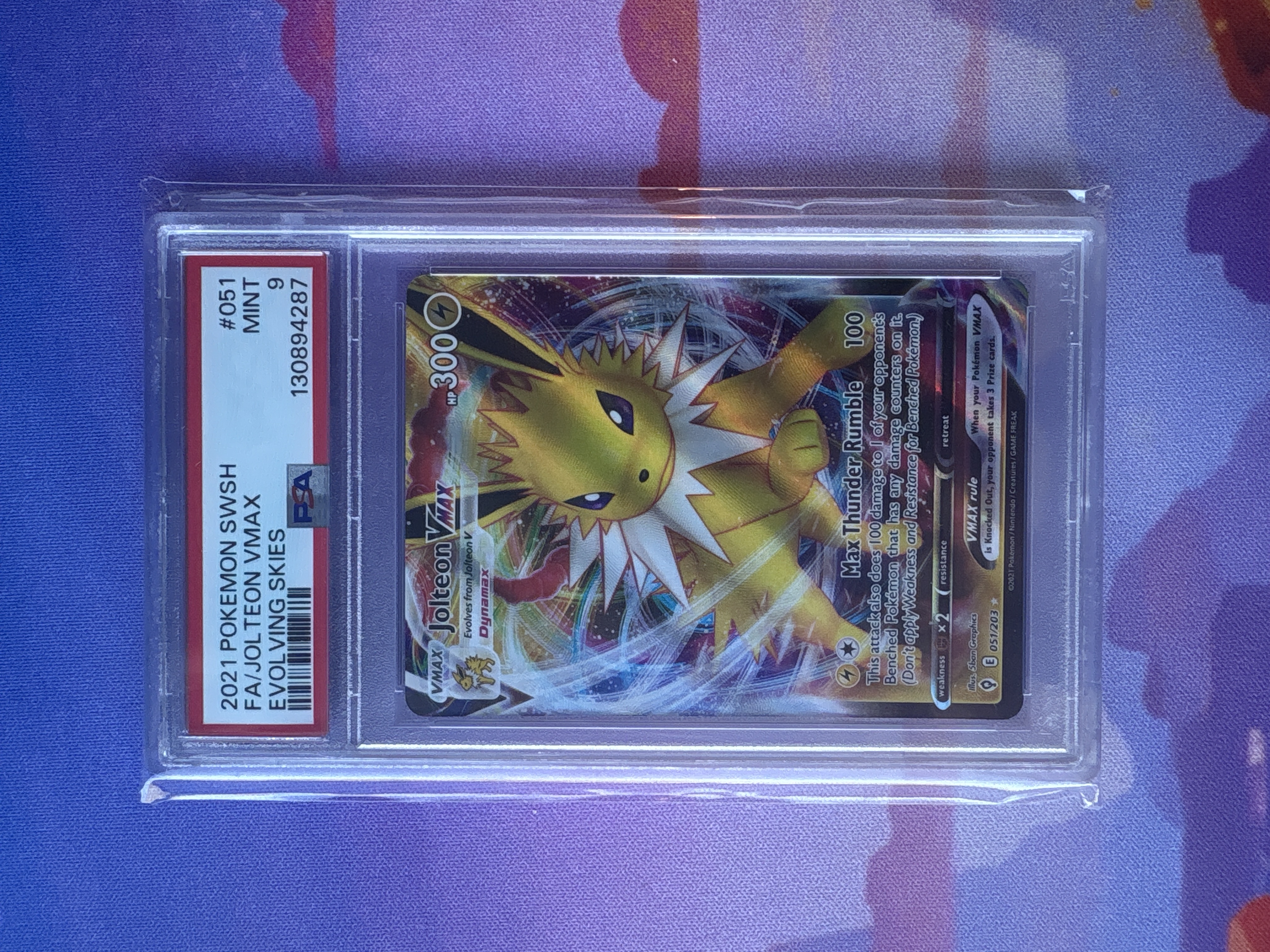 Jolteon VMAX