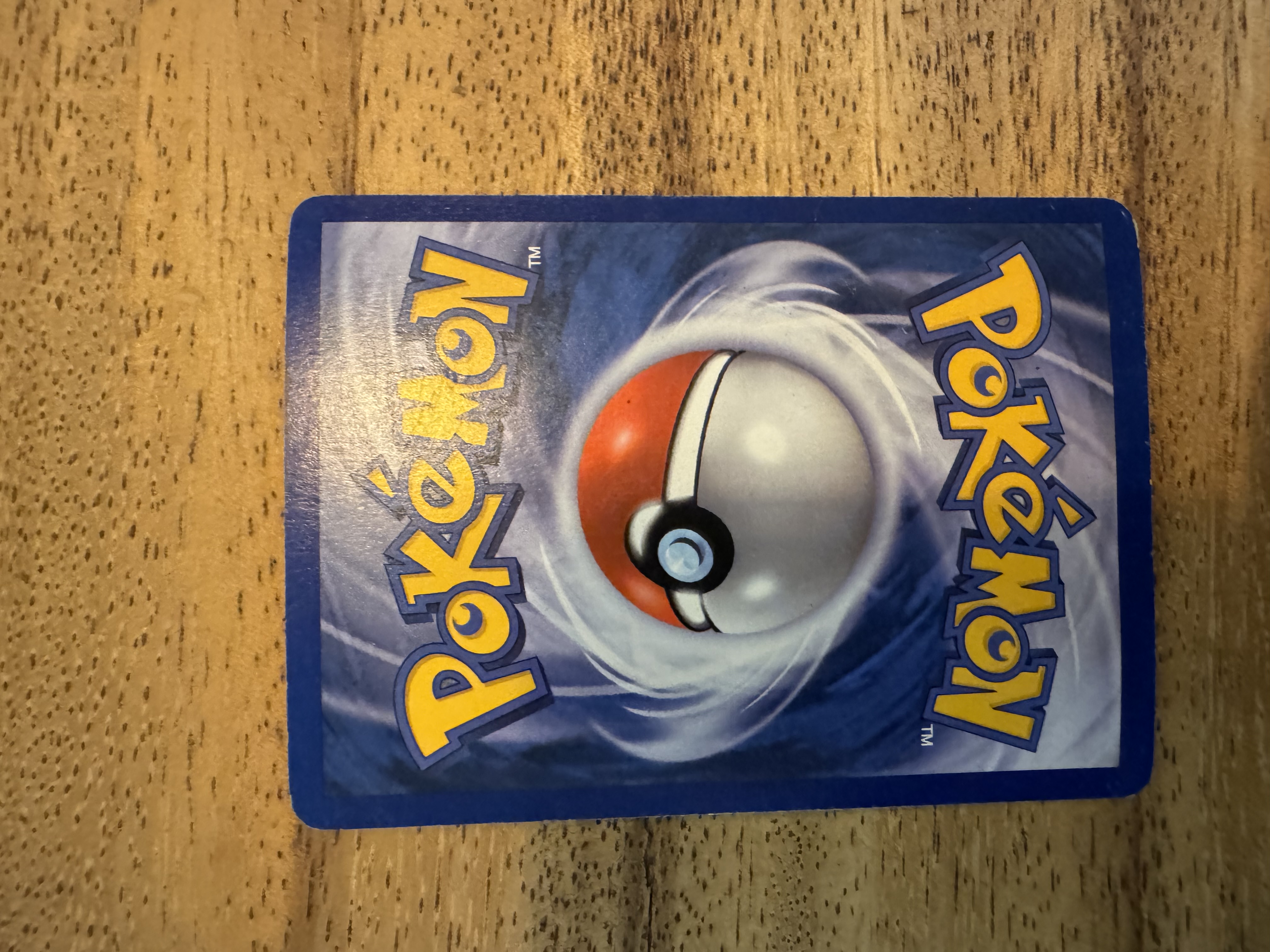 Beedrill δ foto 2