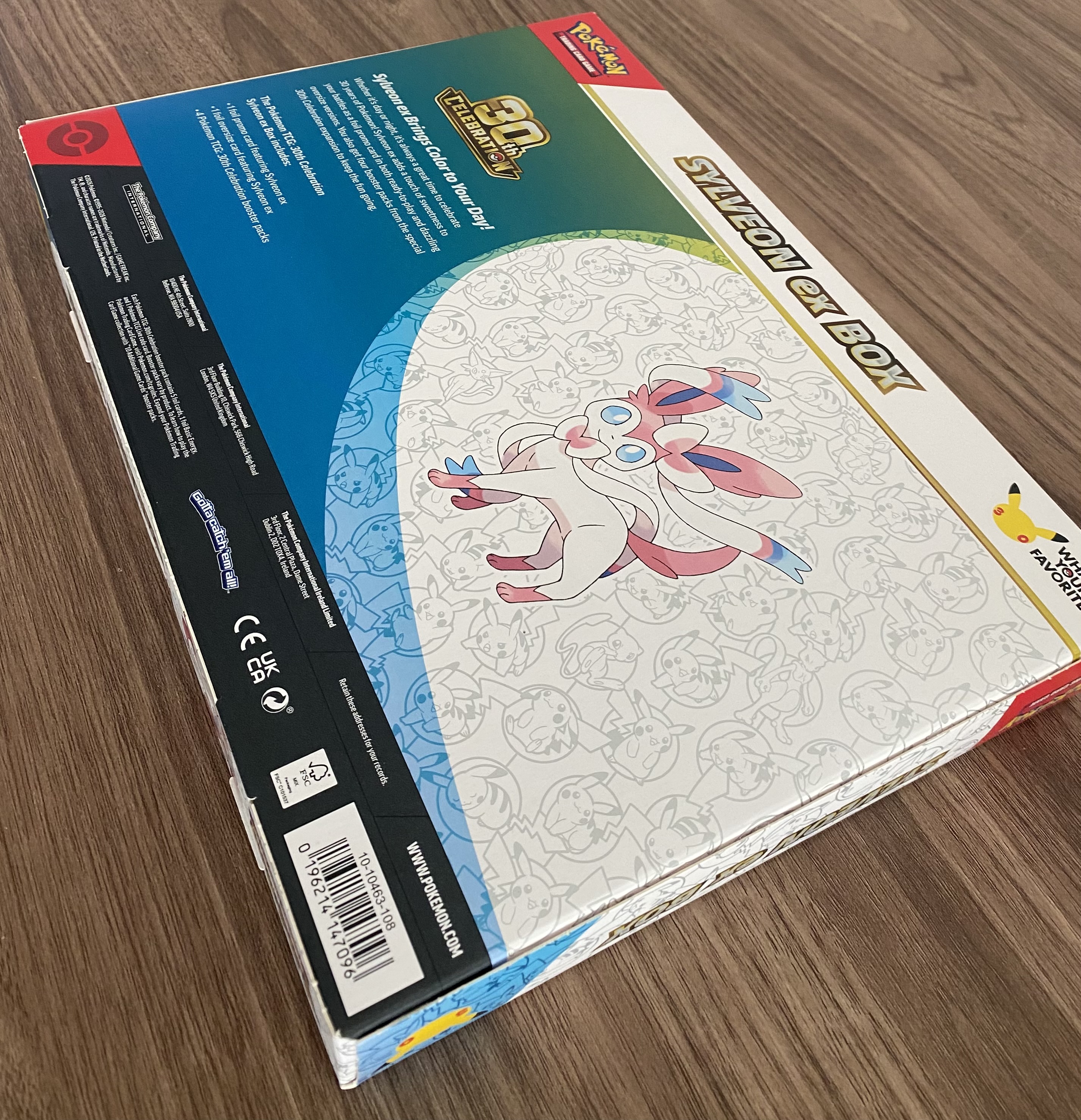 30th Celebration Sylveon ex Box foto 2