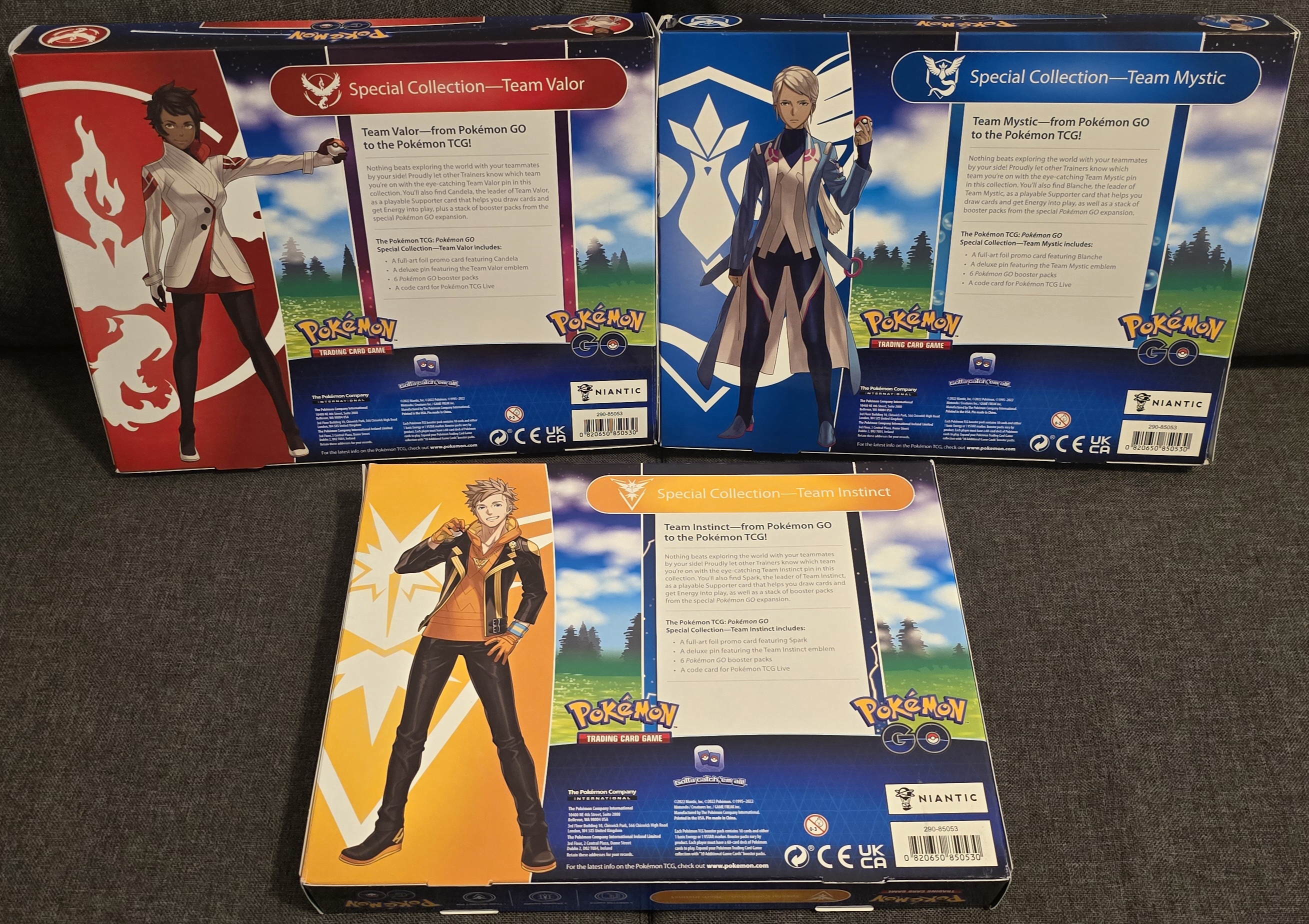 Pokemon GO Special Collection - Team Valor foto 2