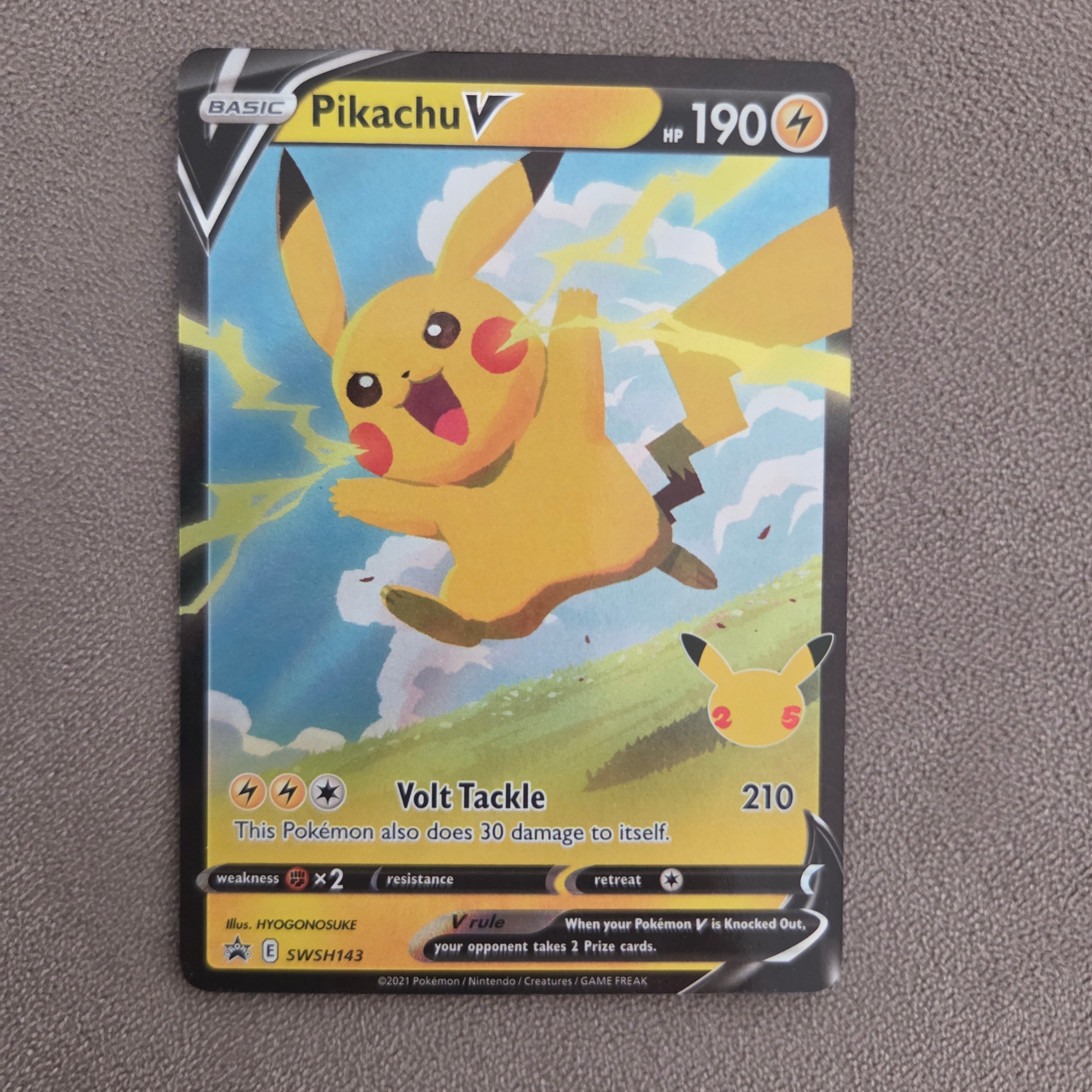 Pikachu V foto 1