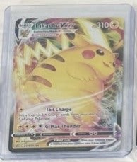 Pikachu VMAX foto 1