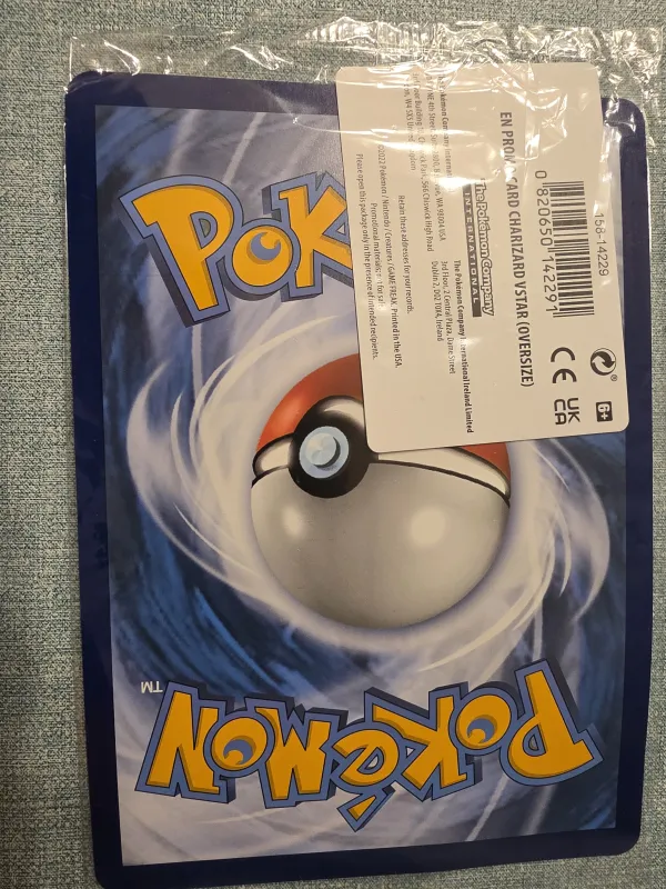 Charizard VSTAR foto 2