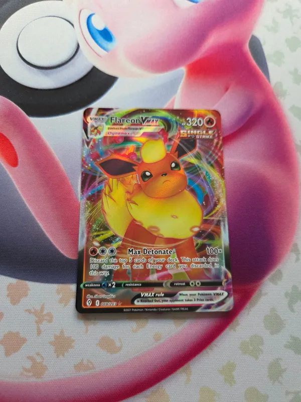 Flareon VMAX