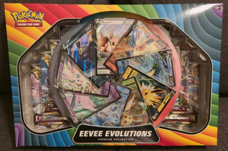 Eevee Evolutions Premium Collection