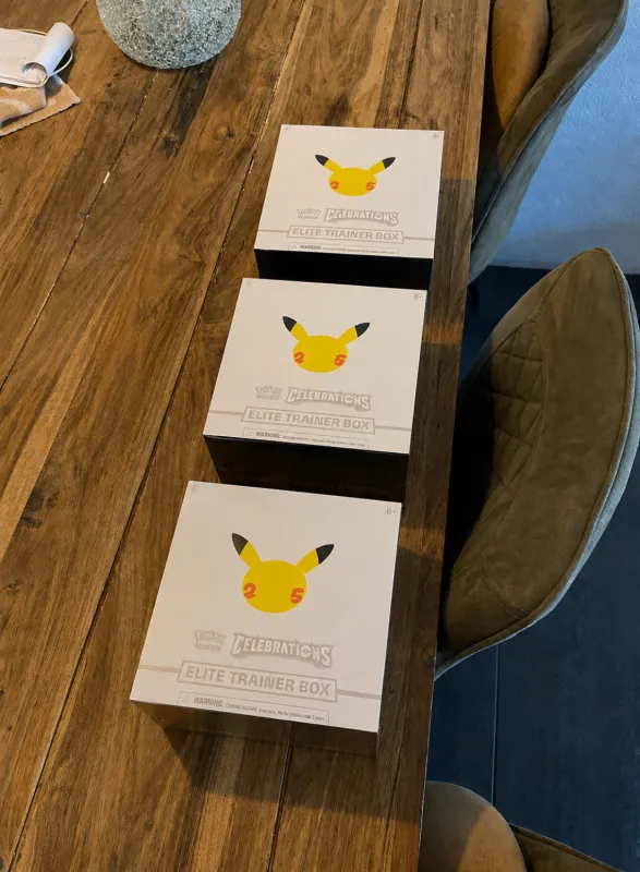 Celebrations Elite Trainer Box