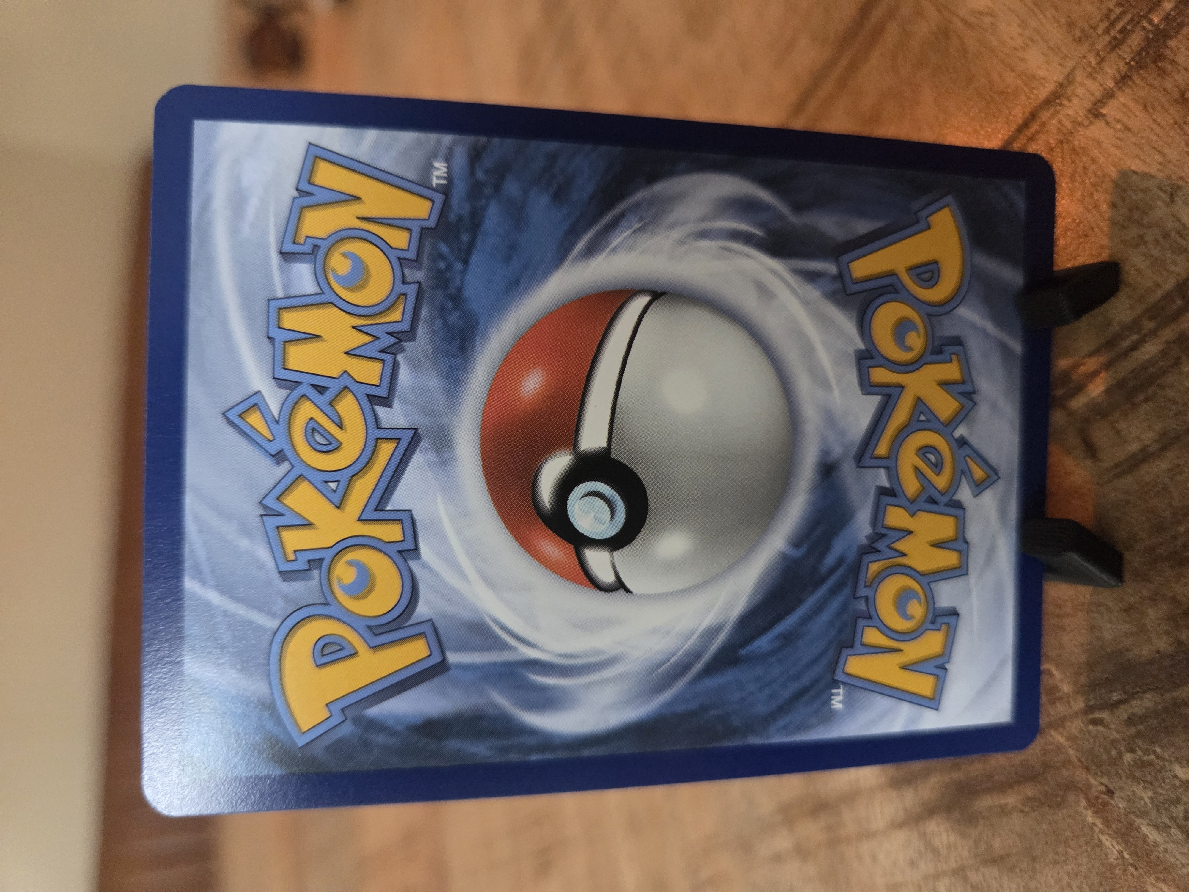 Alolan Golem foto 2
